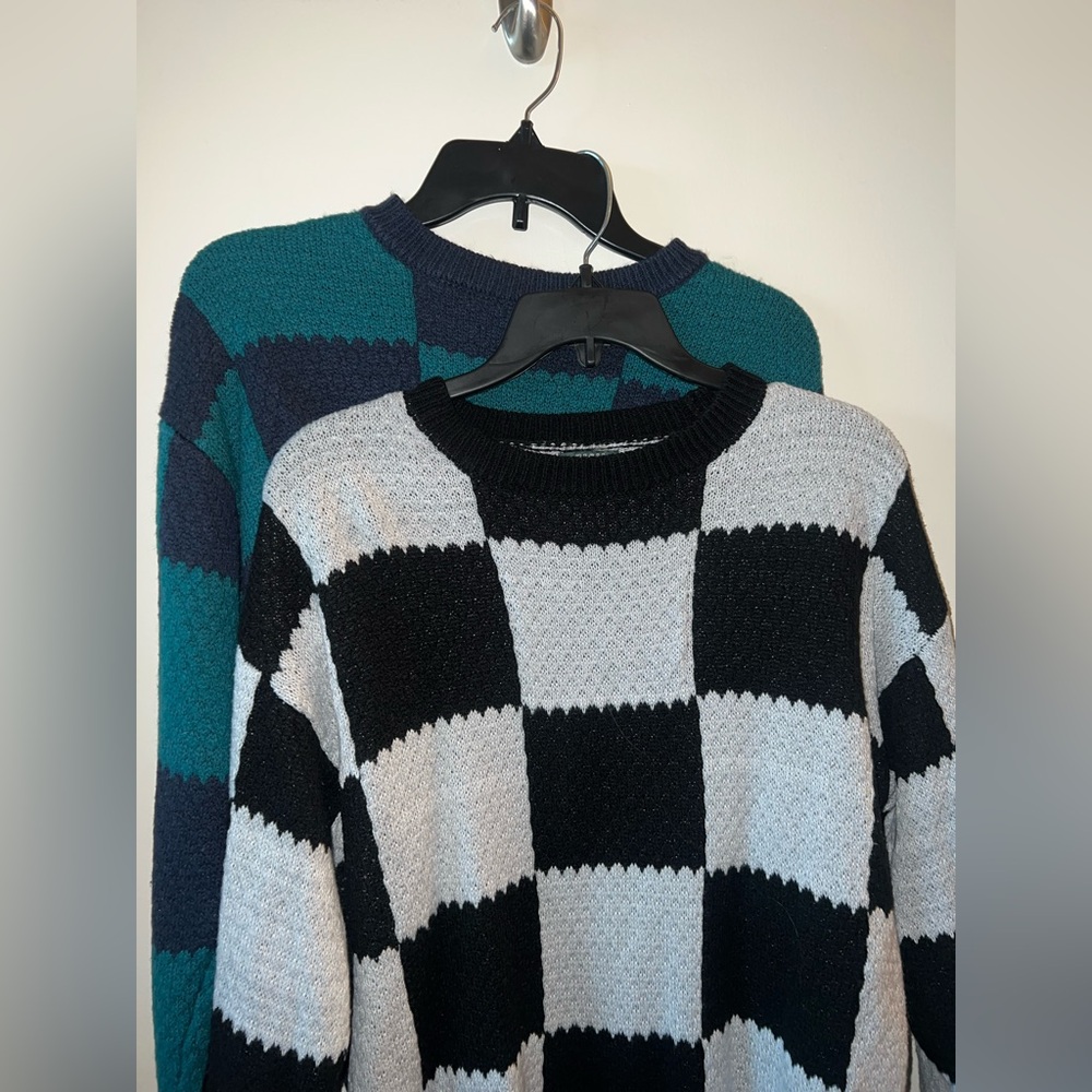 SET OF 2 - checkerboard sweaters